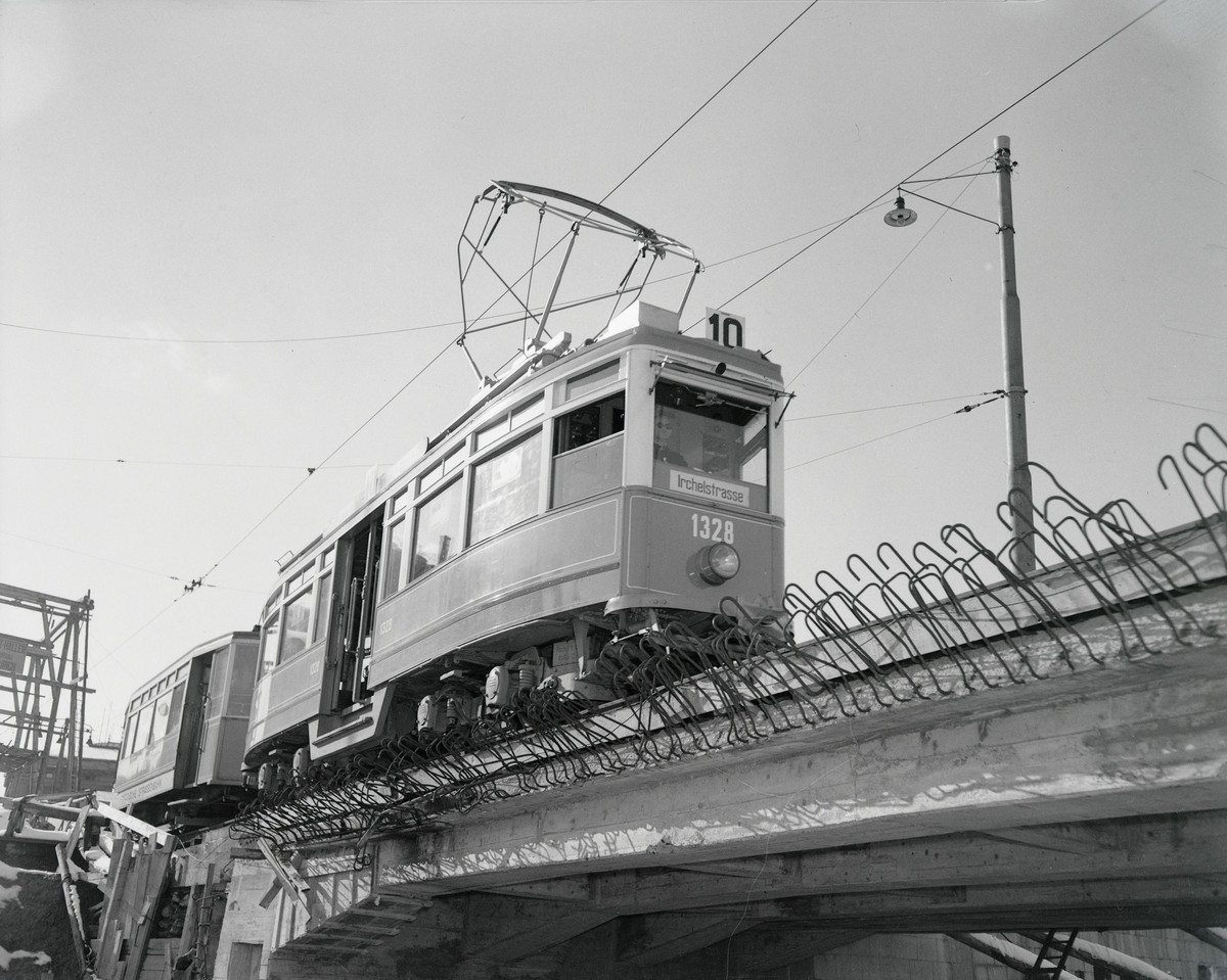 1950: Umbau Bahnhofbrücke Zürich.