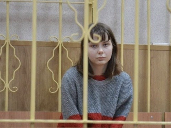 Die 19-jährige Olesya Krivtsova in Untersuchungshaft.