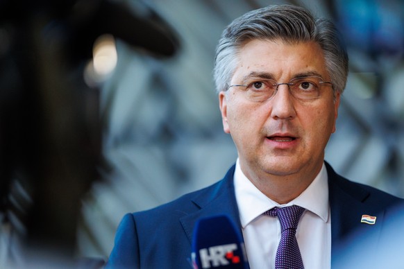 epa11308197 Croatia&#039;s Prime Minister Andrej Plenkovic briefs the media following a meeting with a high EU official at the European Council in Brussels, Belgium, 29 April 2024. EPA/OLIVIER MATTHYS