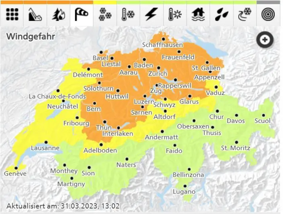 Die Warnstufen des Bundes auf Naturgefahren.ch: Grün (keine oder geringe Gefahr), Gelb (mässige Gefahr) und Orange (erhebliche Gefahr).