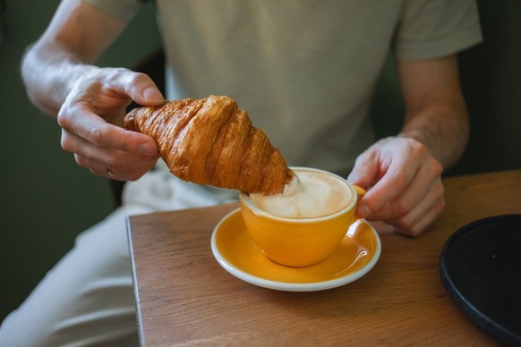 Morgensnack im Büro: der Znüni.