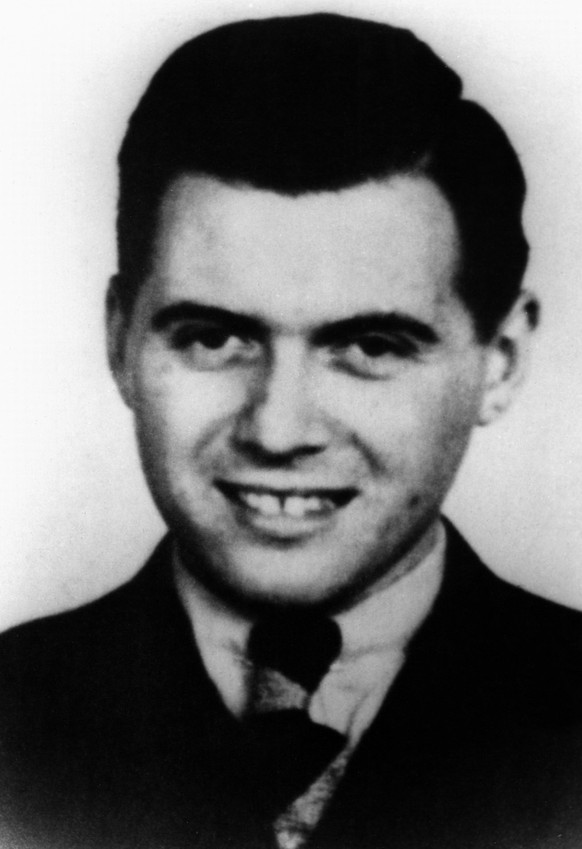 Josef Mengele, KZ-Arzt im Konzentrationslager Auschwitz, beruechtigt als &quot;Todesengel von Auschwitz&quot;, undatierte Aufnahme. Der Nazi-Verbrecher fluechtete nach dem Krieg nach Suedamerika. (KEY ...