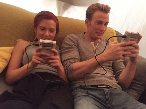 black widow captain america
scarlett johannson chris evans
avengers behind the scenes

https://www.instagram.com/p/BwK-HmulDFV/?utm_source=ig_web_copy_link