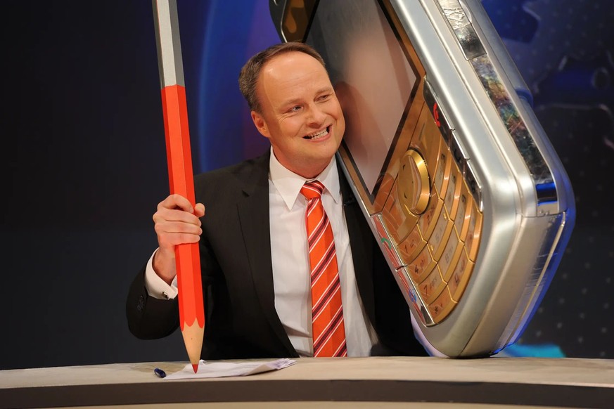 Judge Oliver Welke has made many politicians sweat with his sharp jokes.