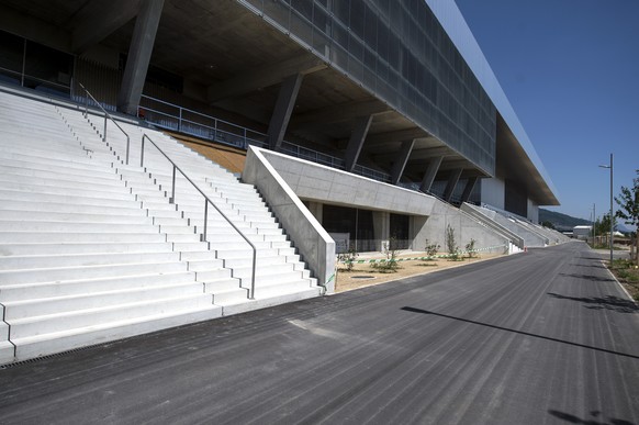 Aussenansicht des Eisstadions der Tissot Arena in Biel.