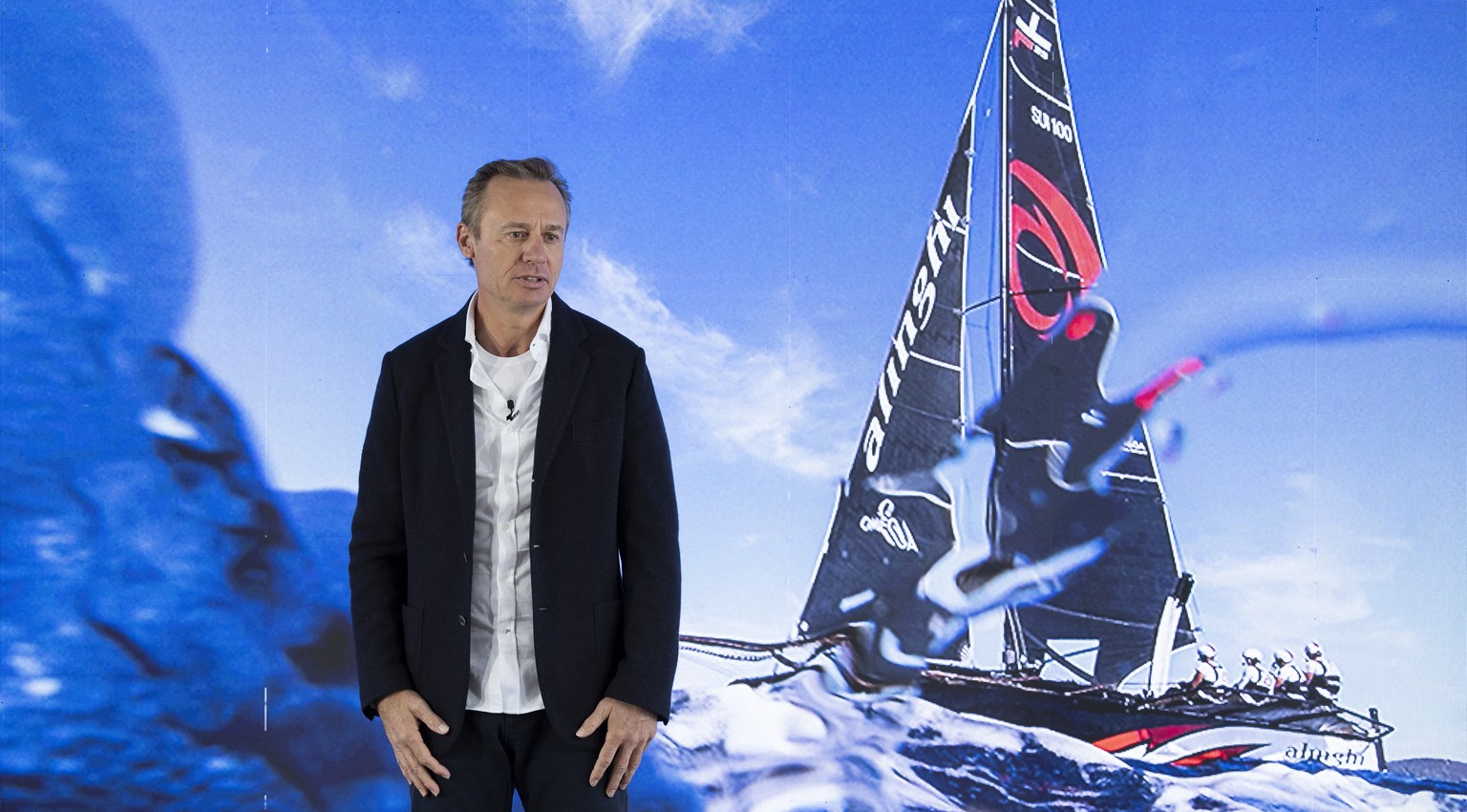 epa09641236 Ernesto Bertarelli, CEO of Alinghi Red Bull Racing and Founder Team Alinghi, announces the participation of the team Alinghi Red Bull Racing to the 37th American&#039;s Cup, during a press ...