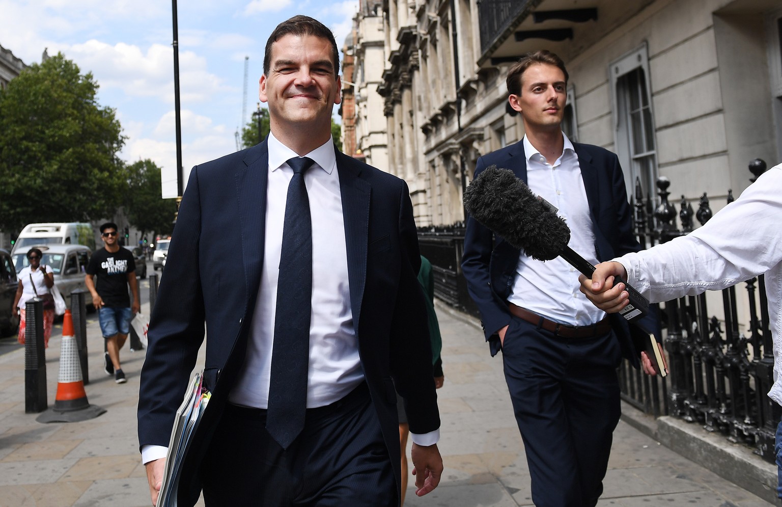 epa06908039 British Prime Minister’s Europe Adviser Oliver Robbins arrives for talks with members of parliament (MPs) in London, Britain, 24 July 2018. Robbins was scheduled to appear before a select  ...