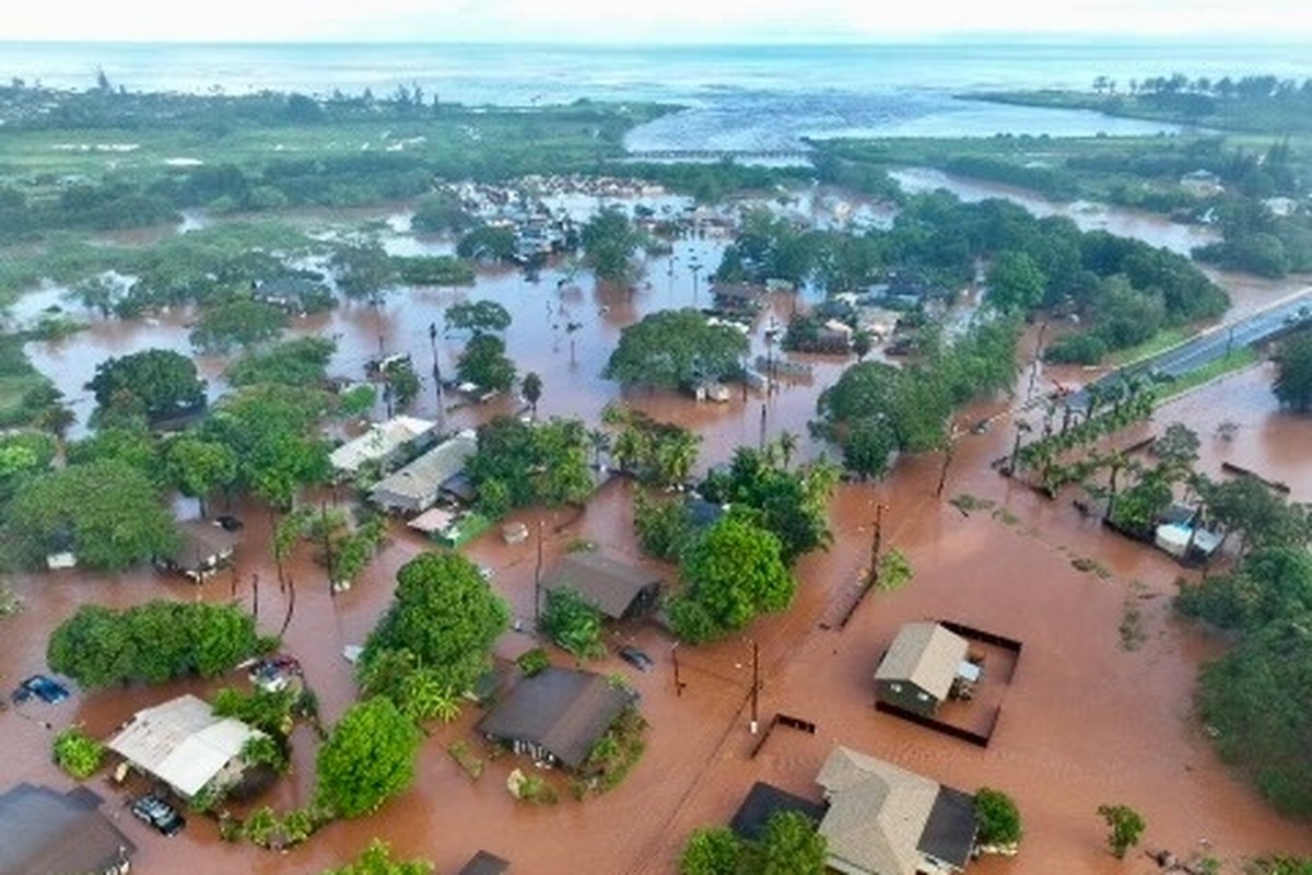 Floodwaters in Waialua, Hawaii, on Friday morning, March 20, 2026. (Craig Fujii/Hawaii Civil Beat via AP)
Hawaii-Floods