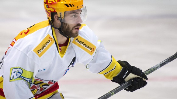 Philip-Michael Devos von Ajoie im ersten Playoff-Halbfinalspiel der National League B zwischen dem EHC Olten und dem HC Ajoie, am Freitag, 4. Maerz 2016, im Stadion Kleinholz in Olten. (KEYSTONE/Urs F ...