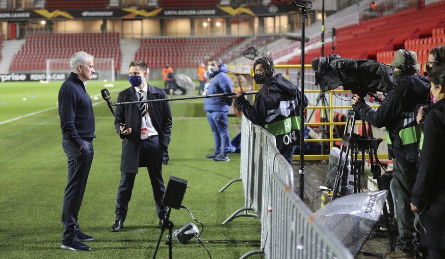 Tottenham&#039;s manager Jose Mourinho speaks with the media prior to the Europa League Group J soccer match between Antwerp and Tottenham at the Bosuil stadium in Antwerp, Belgium, Thursday, Oct. 29, ...