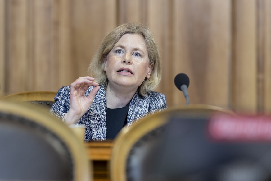 Esther Friedli, SVP-SG, spricht waehrend der ausserordentlichen Session zum Thema Asyl, an der Fruehjahrssession der Eidgenoessischen Raete, am Donnerstag, 13. Maerz 2025 im Staenderat in Bern. (KEYST ...