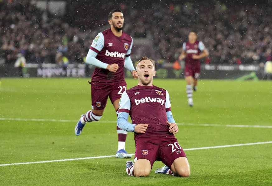 West Ham United&#039;s Jarrod Bowen celebrates scoring their side&#039;s third goal of the game during the English League Cup fourth round soccer match against Arsenal at the London Stadium, London, W ...