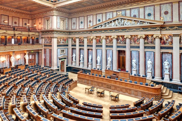 Wien, Ringstra�e, Parlamentsgeb�ude, historischer Reichsratssaal - Vienna, House of Parliament *** Vienna Ring Road Parliament building historical Reichsratssaal Vienna House of Parliament