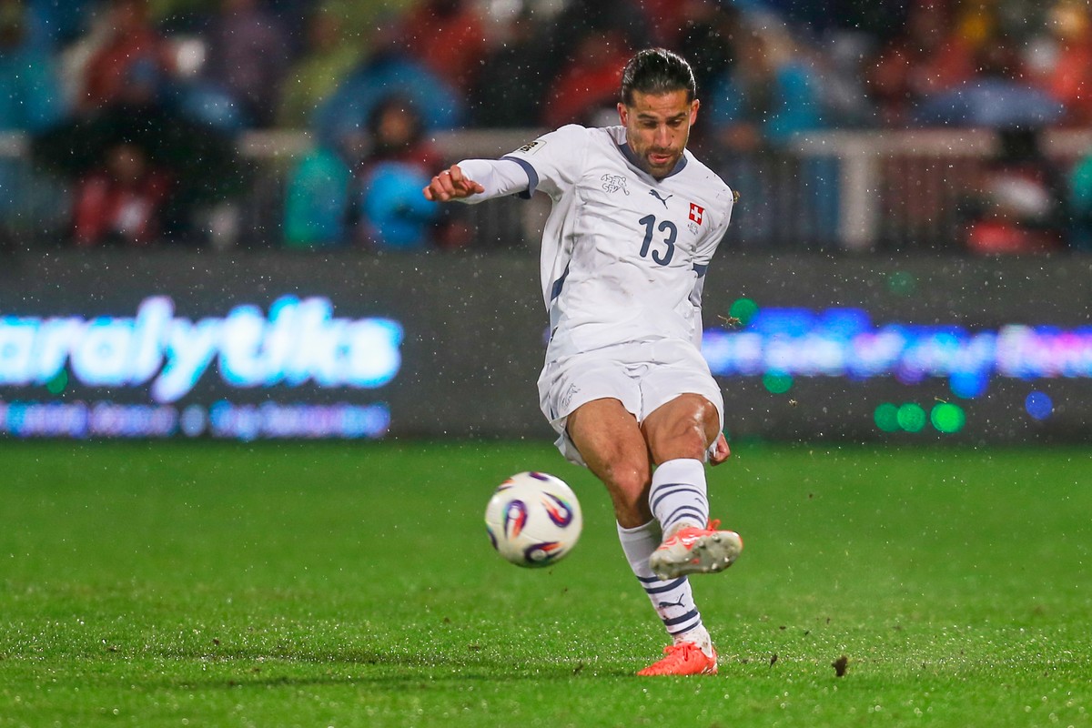 Switzerland's Ricardo Rodriguez kicks the ball during the 2026 World Cup Group B qualifying soccer match between Kosovo and Switzerland in Pristina, Kosovo, Tuesday, Nov. 18, 2025. (AP Photo/Visa ...