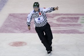 Die Linesmen beachten ab der neuen Saison das «Hybrid Icing».