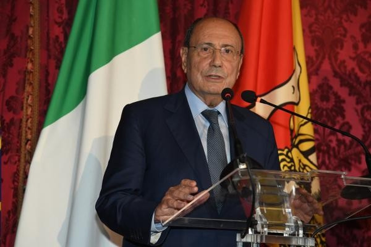 Renato Schifani, Präsident Sizilien (2022) am Tag seiner Wahl.