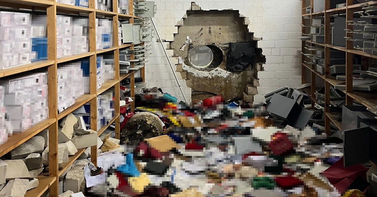 Filmreifer-Bankraub-in-Gelsenkirchen-T-ter-erbeuten-30-Millionen-Euro