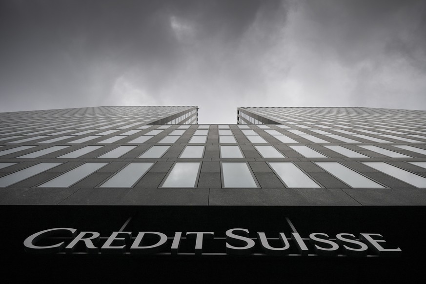 epaselect epa09775648 A view of the logo of Swiss bank Credit Suisse in Zurich, Switzerland, 21 February 2022. A major data leak linked to thousands of accounts from one of the world&#039;s biggest pr ...