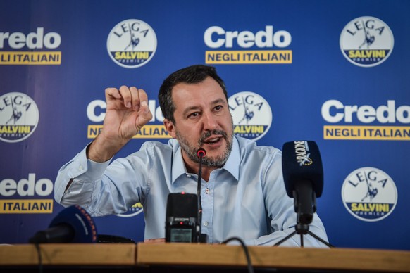 epa10207364 Matteo Salvini, the Secretary of the Italy League pary, speaks during a press conference in the headquarters of the party in Bellerio street, Milan, 26 September 2022. 'A phase of reorgani ...