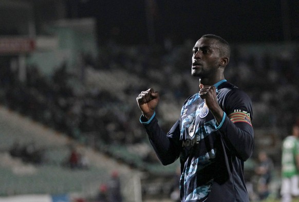 Porto&#039;s Jackson Martinez celebrates his goal against Setubal during their Portuguese Premier League soccer match at Bonfim stadium in Setubal May 3, 2015. REUTERS/Hugo Correia