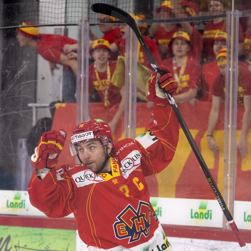 Biels Mathieu Tschantre jubelt nach seinem Tor (2-2), beim Eishockey Meisterschaftsspiel der National League zwischen dem EHC Biel und den SCL Tigers, am Freitag, 22. Februar 2019, in der Tissot Arena ...