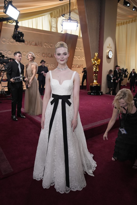 Elle Fanning arrives at the Oscars on Sunday, March 2, 2025, at the Dolby Theatre in Los Angeles. (AP Photo/John Locher)
Elle Fanning