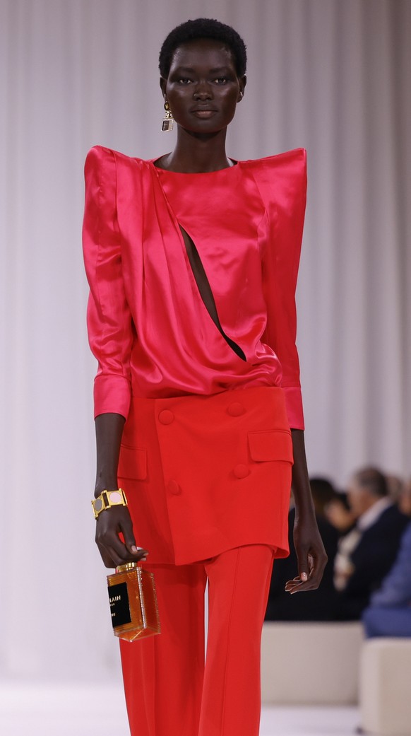 A model wears a creation as part of the Balmain Spring/Summer 2025 collection presented Wednesday, Sept. 25, 2024, in Paris. (Photo by Vianney Le Caer/Invision/AP)