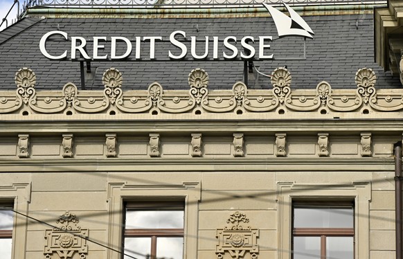 Die Credit Suisse am Zuercher Paradeplatz am Freitag, 25. Februar 2022. (KEYSTONE/Walter Bieri)