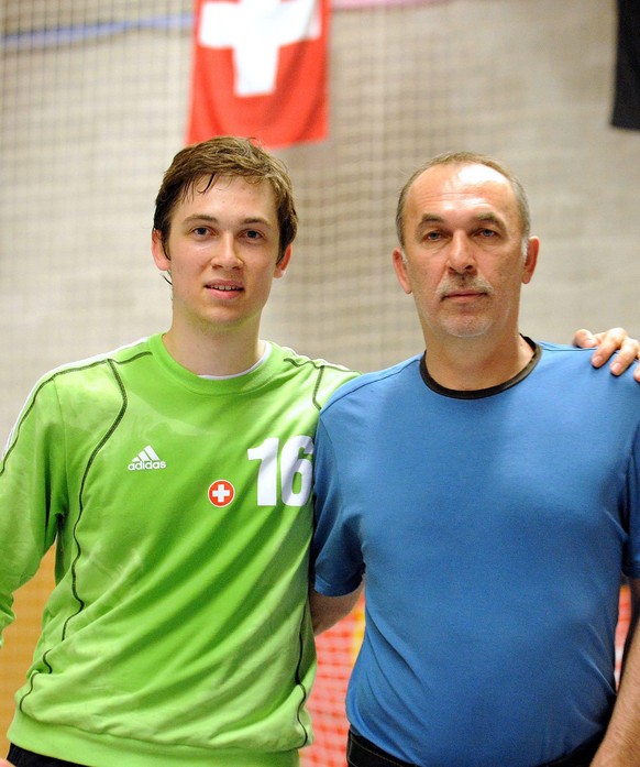 Nikola Portner mit seinem Vater Zlatko am Handball Youth Cup vor zehn Jahren.