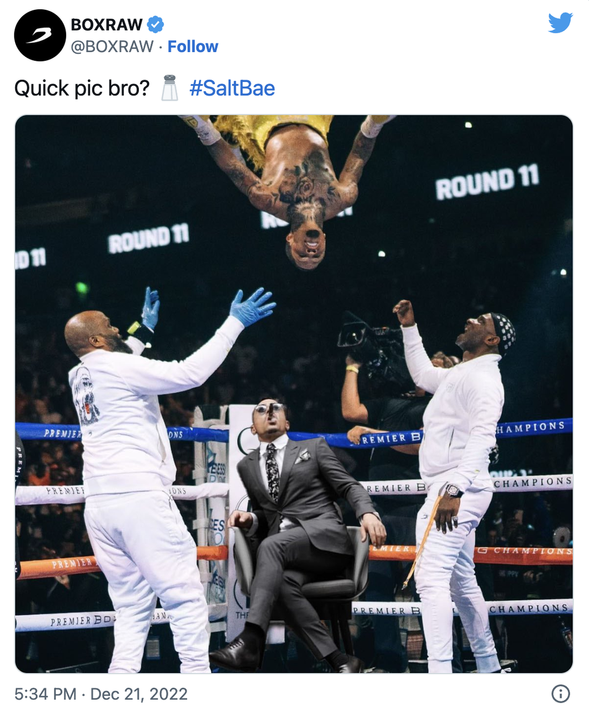 <blockquote class="twitter-tweet"><p lang="en" dir="ltr">First thing that came to mind when I saw <a href="https://twitter.com/hashtag/saltbae?src=has ...
