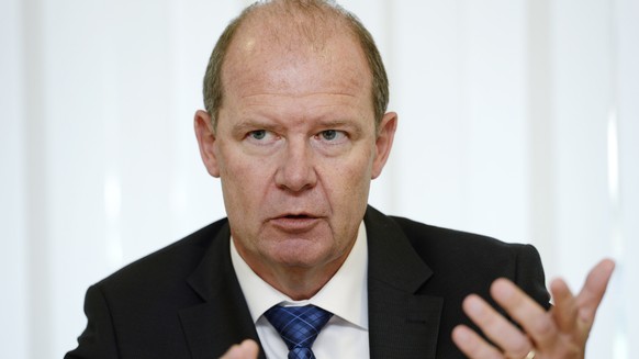 Valentin Vogt, Praesident Schweizerischer Arbeitgeberverband, referiert anlaesslich einer Presskonferenz zur Umsetzung der Masseneinwanderungsinitiative, am Donnerstag, 8. Januar 2015, in Zuerich. (KE ...