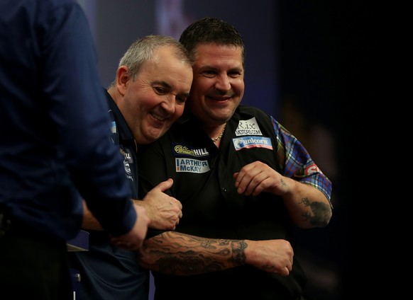 Finalgegner Phil Taylor und Gary Anderson.