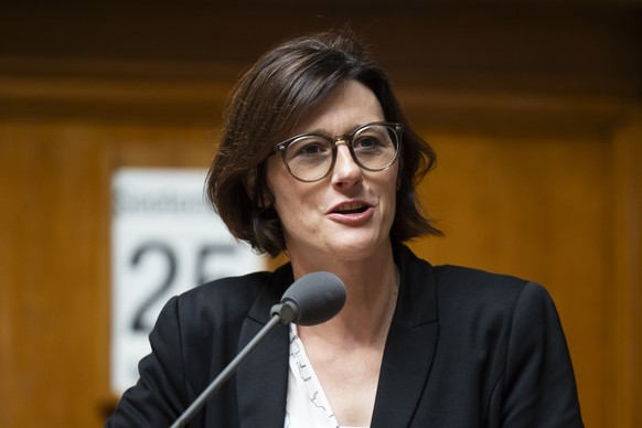Celine Widmer, SP-ZH, spricht waehrend der Debatte fuer eine zivilstandsunabhaengige Individualbesteuerung, waehrend der Herbstsession der Eidgenoessischen Raete, am Mittwoch, 25. September 2024, in B ...