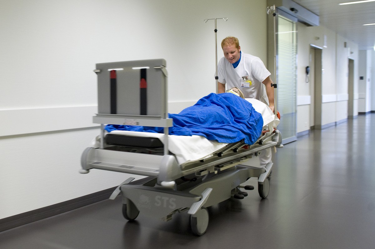 Franziska hofft das Krankenhaus bald verlassen zu können. «Der Gebetsraum hier drin ist viel zu klein und bei der Bibel fehlen die letzten zwölf Seiten.»
