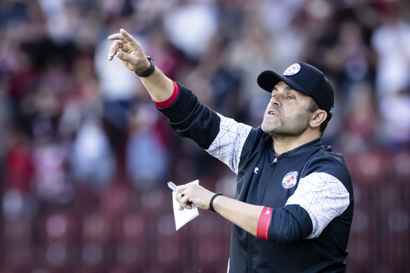Trainer Uli Forte (FCW) im Fussball Meisterschaftsspiel der Swiss Super League zwischen Grasshopper Club Zuerich, GC, und Winterthur, FCW, am Samstag, 19. April 2025 im Stadion Letzigrund in Zuerich.  ...