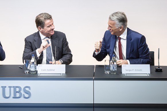 epa10548396 Newly appointed Group Chief Executive Officer of Swiss Bank UBS Sergio P. Ermotti (R) and UBS Chairman Colm Kelleher attend a news conference in Zurich, Switzerland, 29 March 2023. Followi ...