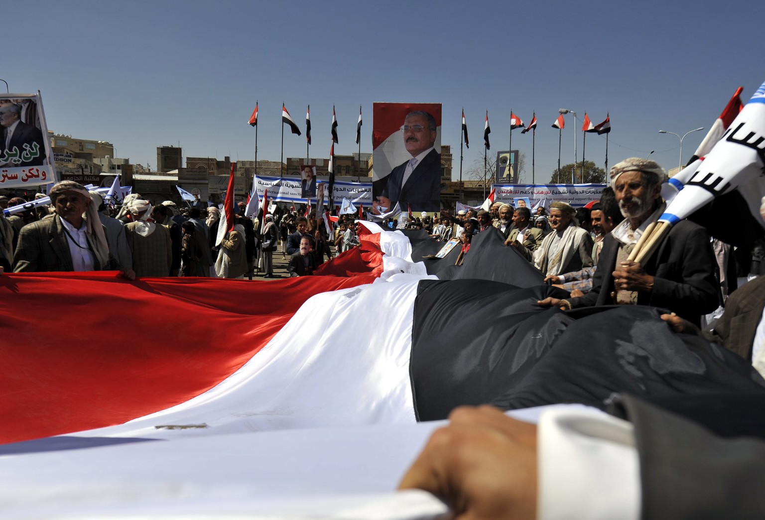 Ex-Präsident Ali Abdullah Saleh hat noch Einfluss: Eine Pro-Saleh-Demonstration im Jemen.