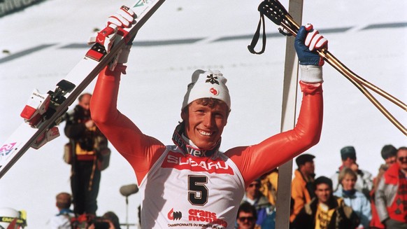 Der Schweizer Skirennfahrer Pirmin Zurbriggen freut sich ueber einen Sieg an der Skiweltmeisterschaft 1987 in Crans Montana. Zurbriggen erreichte als mehrfacher Medaillengewinner weltweite Anerkennung ...