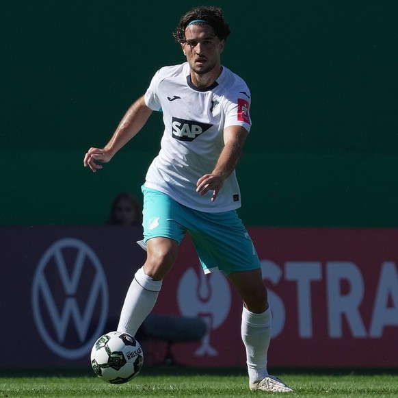 GER,1.Runde DFB Pokal, FC Hansa Rostock vs TSG Hoffenheim / 16.08.2025, Ostseestadion, Rostock, GER,1.Runde DFB Pokal, FC Hansa Rostock vs TSG Hoffenheim , im Bild Leon Avdullahu Hoffenheim *** GER,1  ...