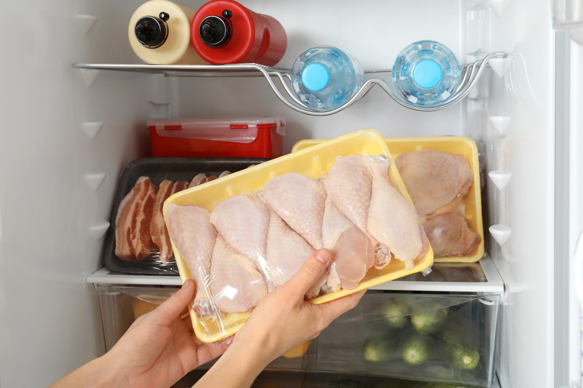 Poulet aus dem Kühlschrank.