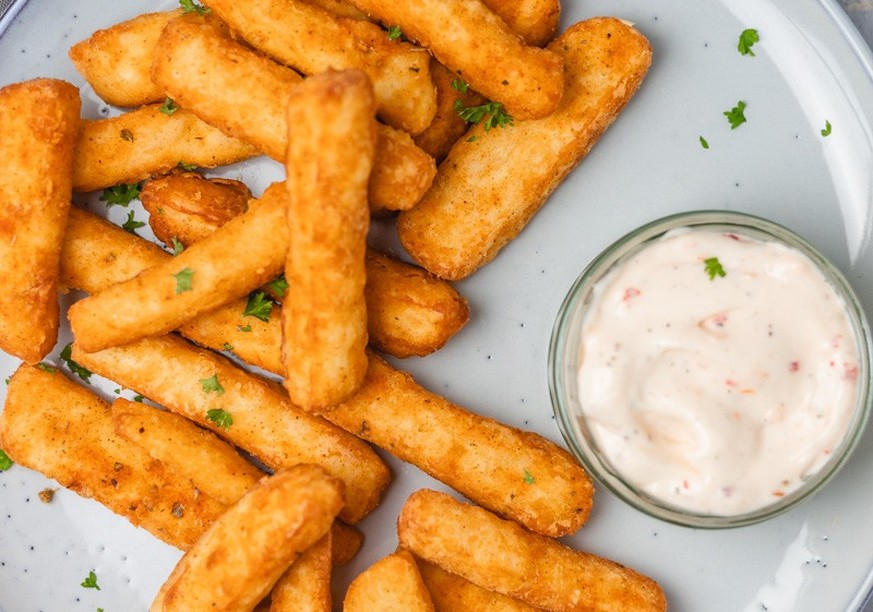 halloumi fries frites frittiert käse essen food kochen snacks