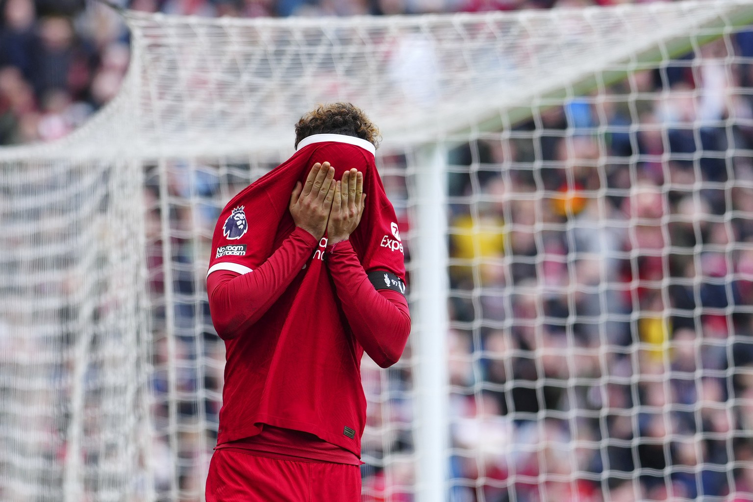 Liverpool&#039;s Curtis Jones reacts after missing a scoring chance during the English Premier League soccer match between Liverpool and Crystal Palace at Anfield Stadium in Liverpool, England, Sunday ...
