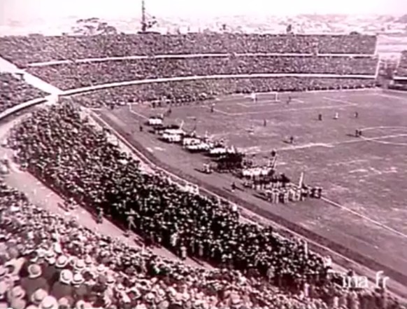 Schauplatz des ersten WM-Tores: Das Estadio Centenario in Montevideo mit knapp 100'000 Plätzen&nbsp;– beim ersten WM-Spiel blieben praktisch alle leer.