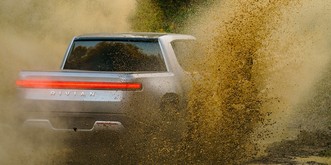 Tesla-Rivale Rivian erhält 1,3 Milliarden Dollar von Investoren