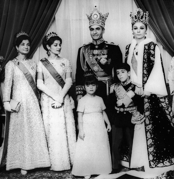 IRAN - FEBRUARY 02: From Left To Right: Ashraf Pahlavi, Princess Shahnaz Pahlavi, His Imperial Highness Shahanshah Arya Mehr, The Empress Of Iran Farah Diba, Princess Farahnaz And Crown Prince Reza-Pa ...