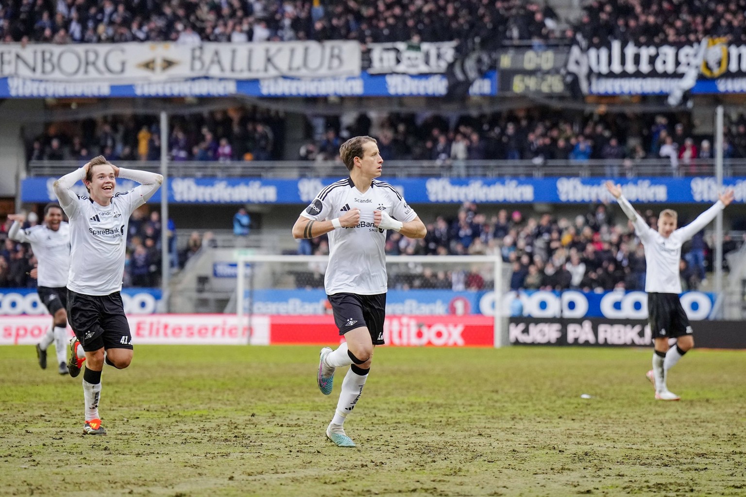 Eliteserien 2024: Rosenborg - Sandefjord. Trondheim 20240401. Rosenborg Ole Saeter jubler etter 1-0 malet under eliteseriekampen i fotball mellom Rosenborg og Sandefjord pa Lerkendal stadion. Foto: Ol ...