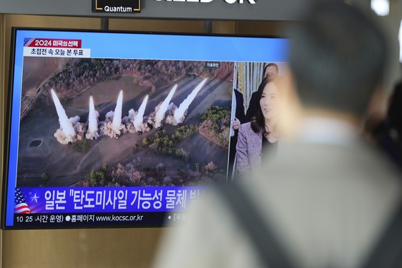 A TV screen shows a report of North Korea&#039;s multiple short-range ballistic missiles with file footage during a news program at the Seoul Railway Station in Seoul, South Korea, Tuesday, Nov. 5, 20 ...