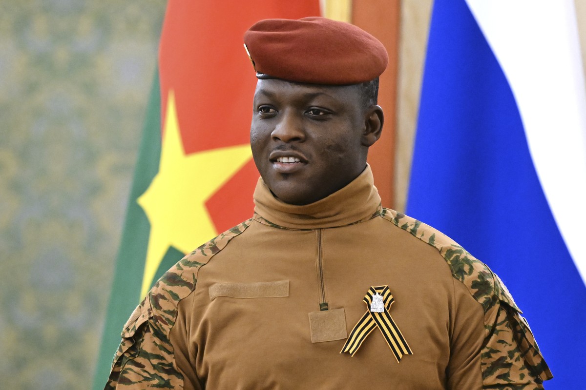 Le capitaine Ibrahim Traoré dirige la junte burkinabaise depuis 2022.