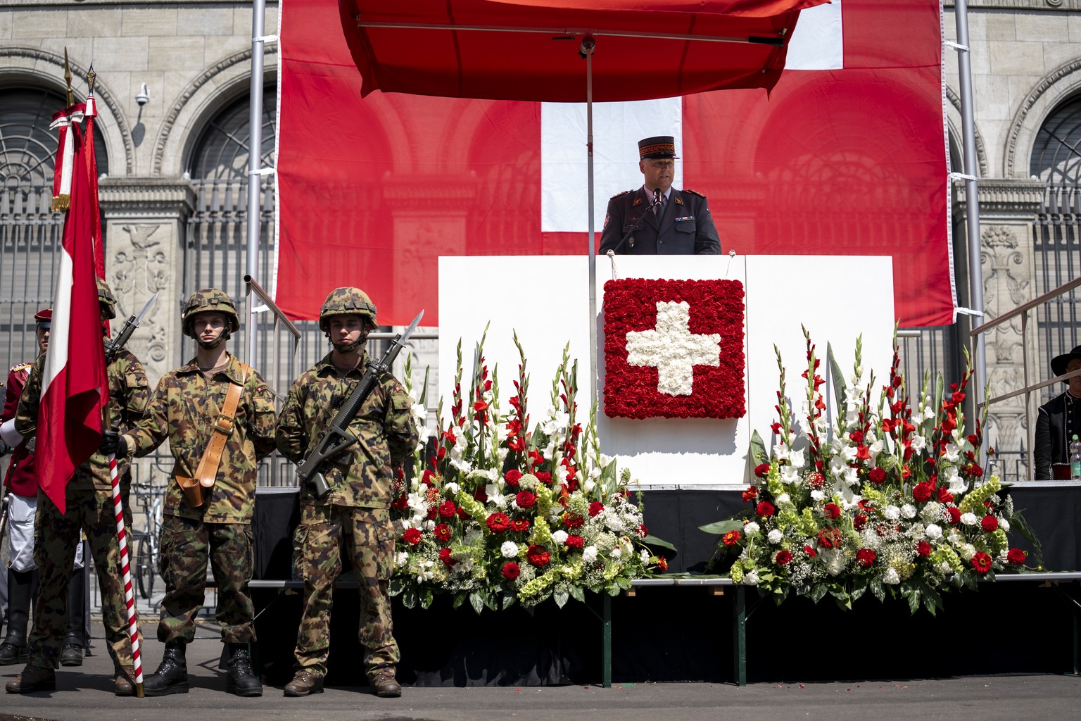 KEYPIX - Korpskommandant Benedikt Roos, Chef der Armee (CdA) spricht an der Stadtzuercher Bundesfeier am Samstag, 1. August 2026 auf der Stadthausanlage in Zuerich. (KEYSTONE/Claudio Thoma)