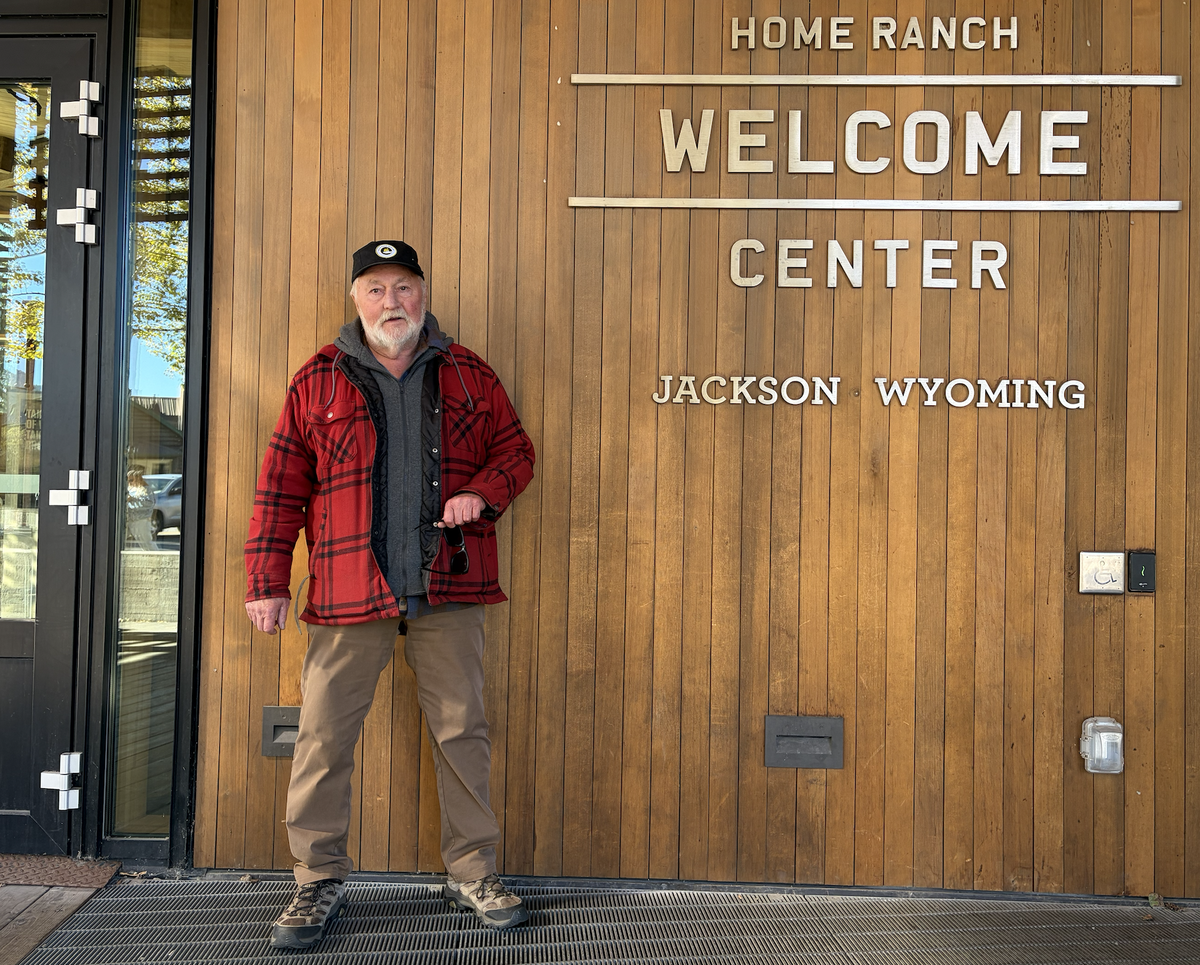 Bob Woodall, au coeur du village de Jackson, l’unique petite bulle bleue du Wyoming